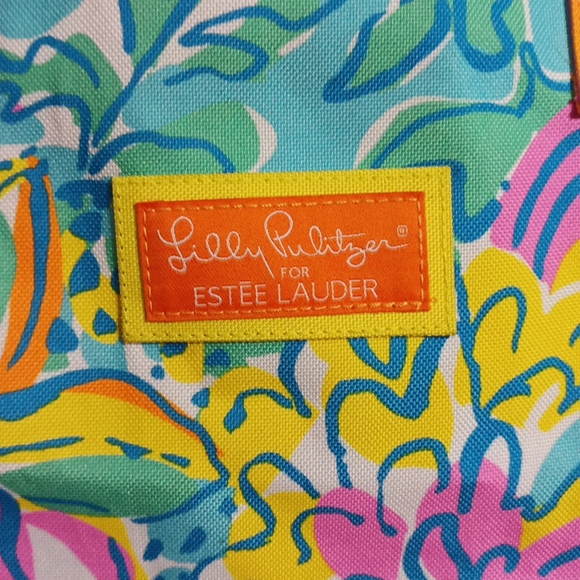 Lily Pulitzer for Estée Lauder Floral Tote - Picture 4 of 17